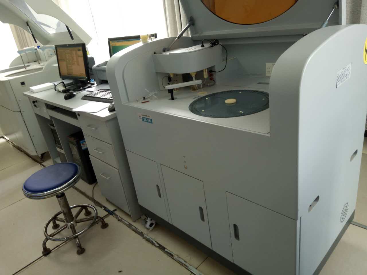 全自动生化分析仪