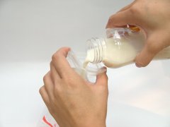 超声母乳分析仪检测母乳蛋白质含量最高的阶段