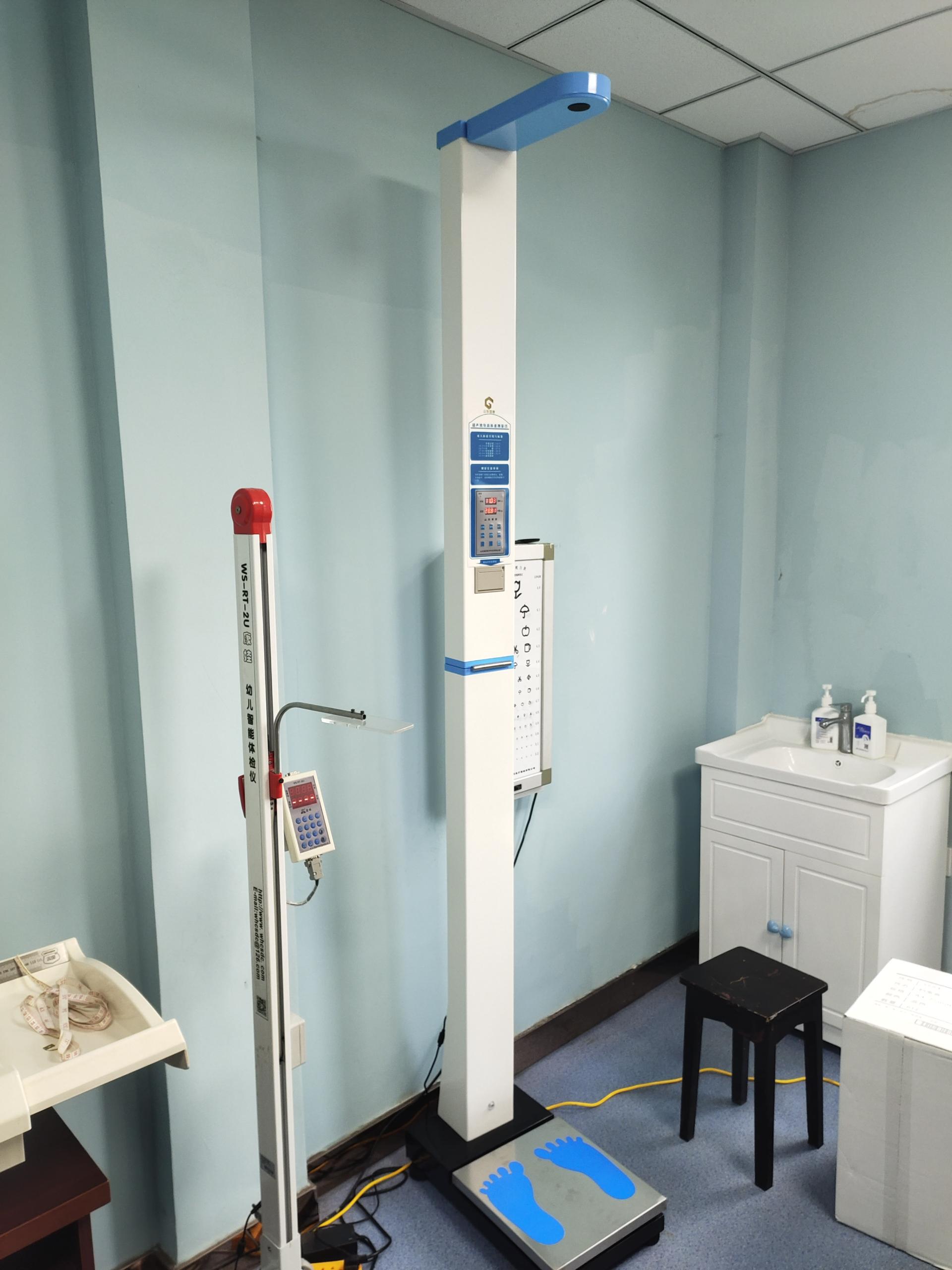 医院使用超声波身高体重测量仪测量时低头有影响吗？